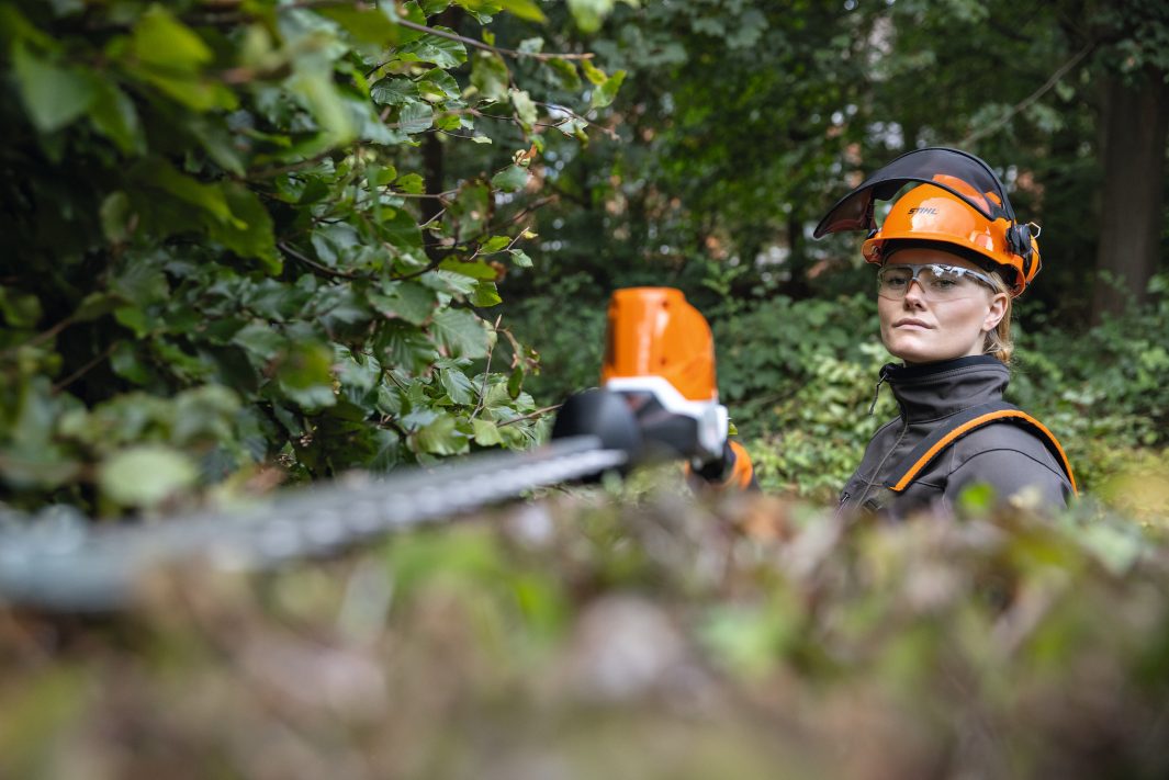 HLA 86 BATTERI STANGHÆKKEKLIPPER